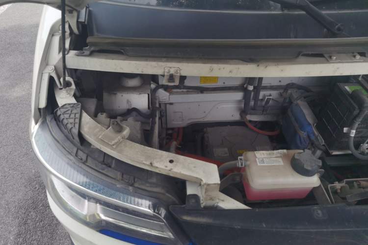 Used Foton Intelligent Blue Elf E7 2022 Standard Model 46.36 kWh Engine Bay Right