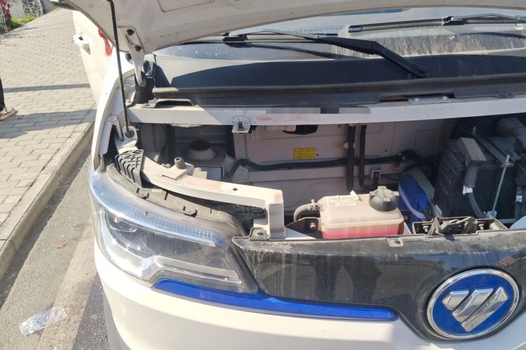 Used Foton Intelligent Blue Elf E7 2022 Standard Model 38.64 kWh Engine Bay Right