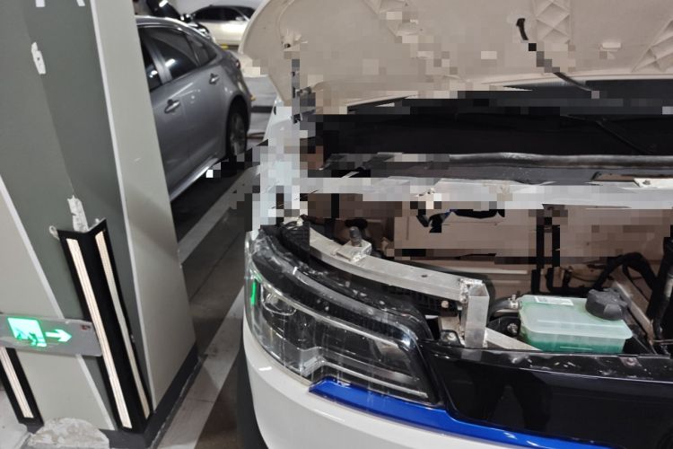 Used Foton Intelligent Blue Elf E7 2022 Standard Model 38.64 kWh Engine Bay Right