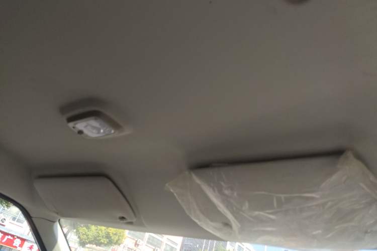 Used Foton Intelligent Blue Elf E7 2022 Standard Model 38.64 kWh Headliner