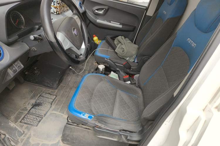 Used Foton Intelligent Blue Elf E7 2022 Standard Model 46.36 kWh Left Front Seat