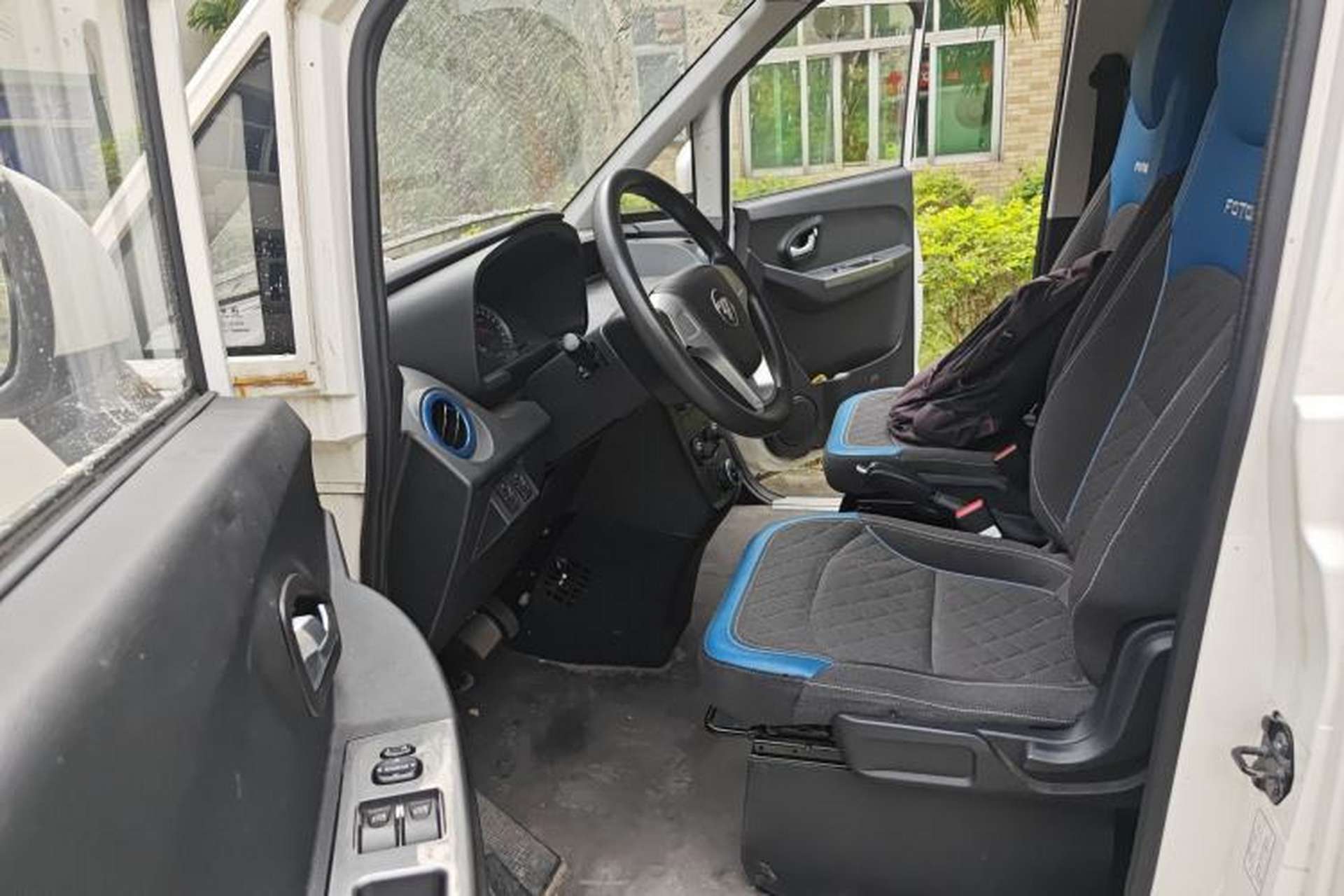 Used Foton Intelligent Blue Elf E7 2022 Standard Model 46.36 kWh Left Front Seat