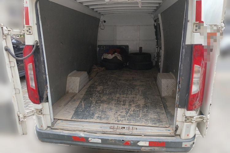 Used Foton Intelligent Blue Elf E7 2022 Standard Model 46.36 kWh Trunk