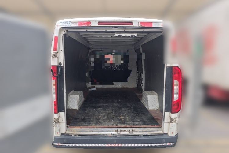 Used Foton Intelligent Blue Elf E7 2022 Standard Model 46.36 kWh Trunk