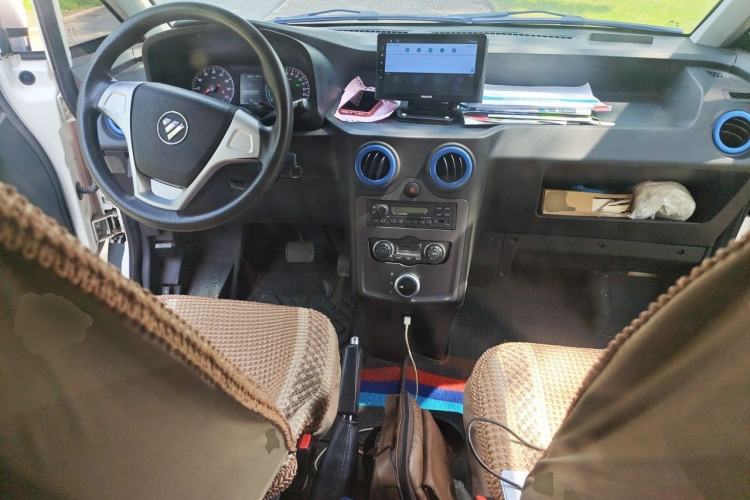 Used Foton Intelligent Blue Elf E7 2023 Pure Electric Van Flat Roof 2 Seats EVE Energy 41.86 kWh Center Console