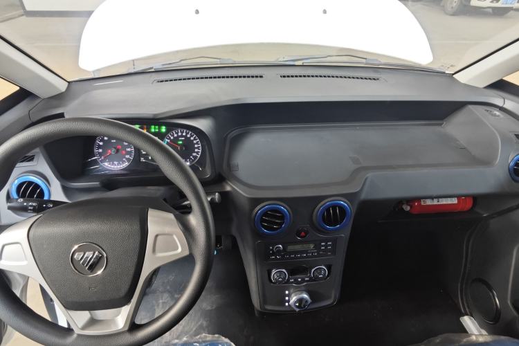 Used Foton Intelligent Blue Elf E7 2023 Pure Electric Van Flat Roof 2 Seats EVE Energy 41.86 kWh Center Console