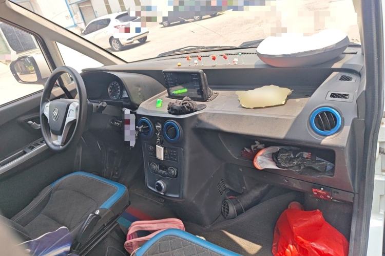 Used Foton Intelligent Blue Elf E7 2023 Pure Electric Van Flat Roof 2 Seats CATL 46.36 kWh Center Console