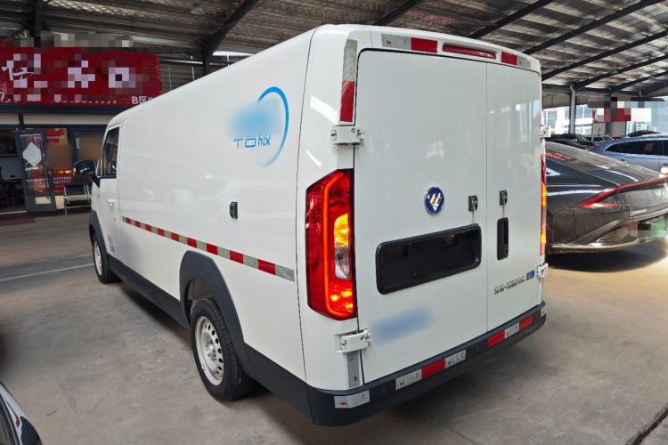 Used Foton Intelligent Blue Elf E7 2023 Pure Electric Van Flat Roof 2 Seats EVE Energy 41.86 kWh Exterior 2