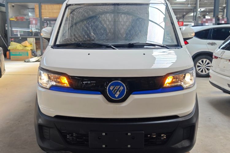 Used Foton Intelligent Blue Elf E7 2023 Pure Electric Van Flat Roof 2 Seats EVE Energy 41.86 kWh Front