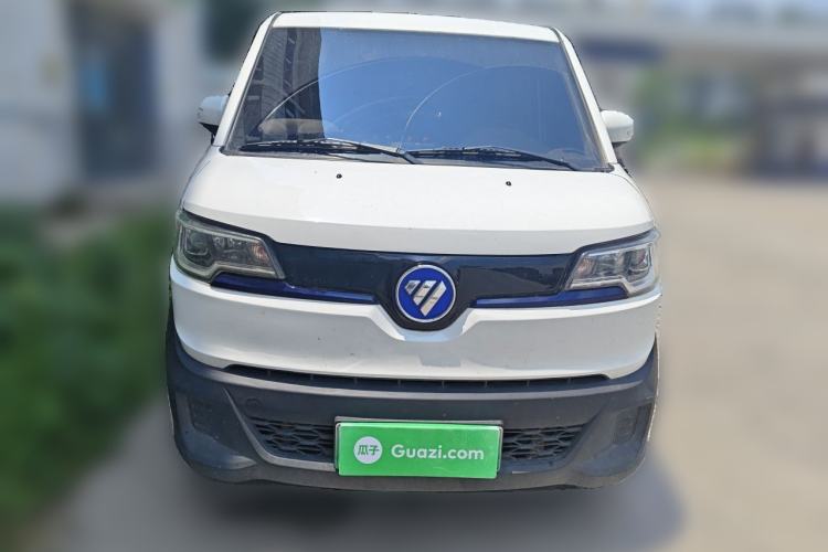 Used Foton Intelligent Blue Elf E7 2023 Pure Electric Van Flat Roof 2 Seats CATL 46.36 kWh Front