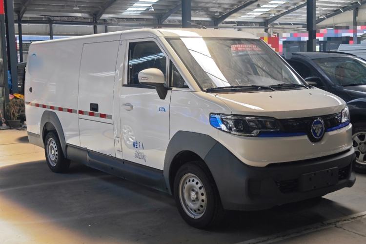 Used Foton Intelligent Blue Elf E7 2023 Pure Electric Van Flat Roof 2 Seats EVE Energy 41.86 kWh Front Right 45 Deg