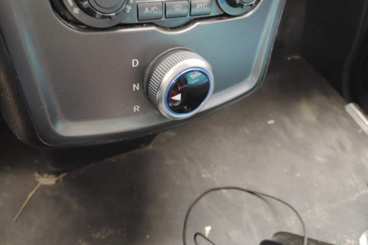 Used Foton Intelligent Blue Elf E7 2023 Pure Electric Van Flat Roof 2 Seats CATL 46.36 kWh Gear Lever