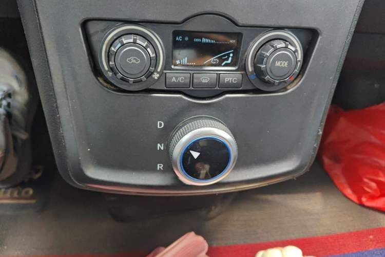 Used Foton Intelligent Blue Elf E7 2023 Pure Electric Van Flat Roof 2 Seats CATL 46.36 kWh Gear Lever