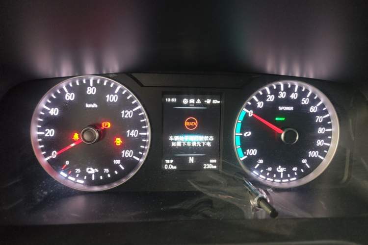 Used Foton Intelligent Blue Elf E7 2023 Pure Electric Van Flat Roof 2 Seats CATL 38.64 kWh Instrument Cluster