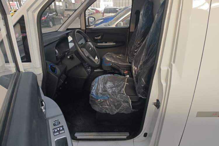 Used Foton Intelligent Blue Elf E7 2023 Pure Electric Van Flat Roof 2 Seats CATL 38.64 kWh Left Front Seat