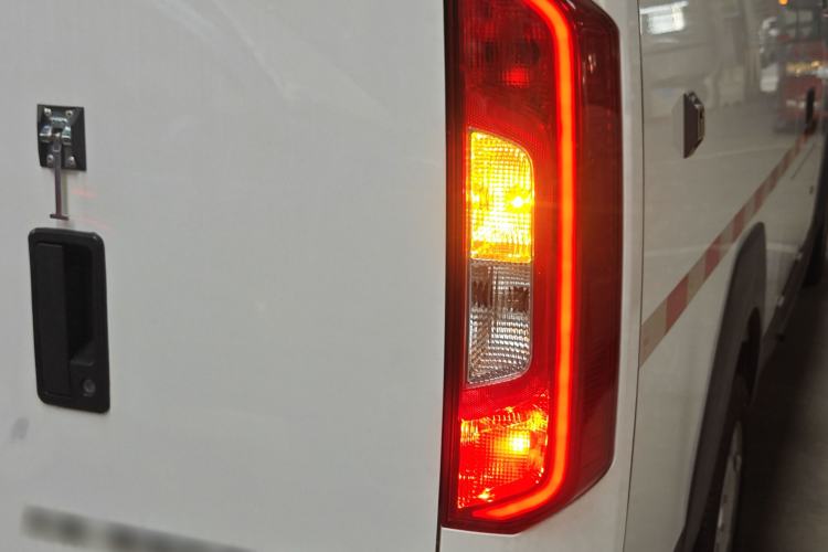 Used Foton Intelligent Blue Elf E7 2023 Pure Electric Van Flat Roof 2 Seats CATL 38.64 kWh Right Rear Taillight