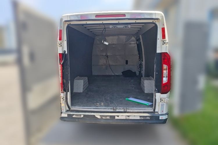 Used Foton Intelligent Blue Elf E7 2023 Pure Electric Van Flat Roof 2 Seats CATL 46.36 kWh Trunk