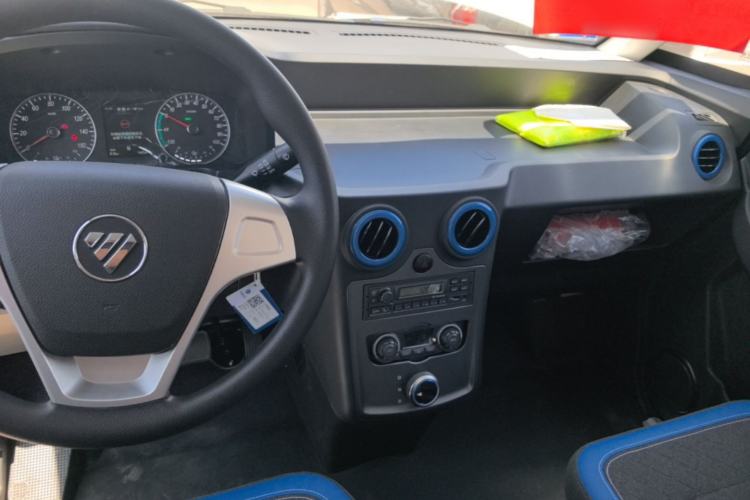 Used Foton Intelligent Blue Elf E7 2024 Facelifted All-Electric Van Flat Roof 2 Seats CATL 38.64 kWh Center Console