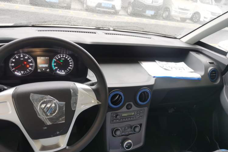 Used Foton Intelligent Blue Elf E7 2024 All-Electric Van Flat Roof 2 Seats EVE Energy 41.86 kWh Center Console