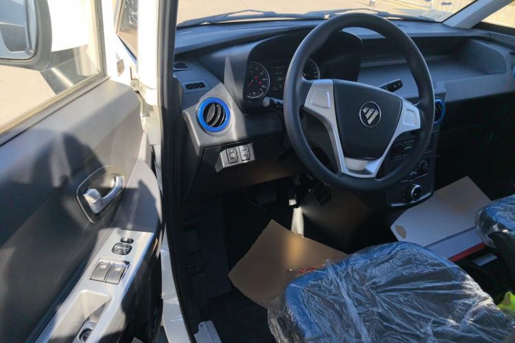 Used Foton Intelligent Blue Elf E7 2024 Facelifted All-Electric Van Flat Roof 2 Seats Evey Lithium Energy 41.86 kWh Driver Seat