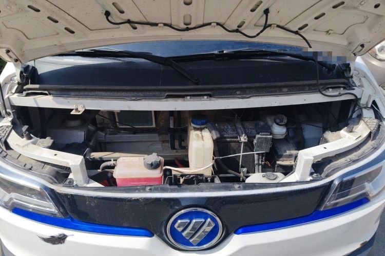 Used Foton Intelligent Blue Elf E7 2024 All-Electric Van Flat Roof 2 Seats EVE Energy 41.86 kWh Engine Bay