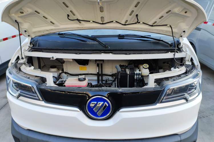 Used Foton Intelligent Blue Elf E7 2024 Facelifted All-Electric Van Flat Roof 2 Seats Evey Lithium Energy 41.86 kWh Engine Bay