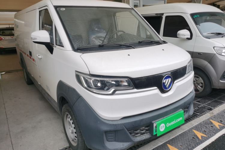 Used Foton Intelligent Blue Elf E7 2024 All-Electric Van Flat Roof 2 Seats EVE Energy 41.86 kWh Exterior 1