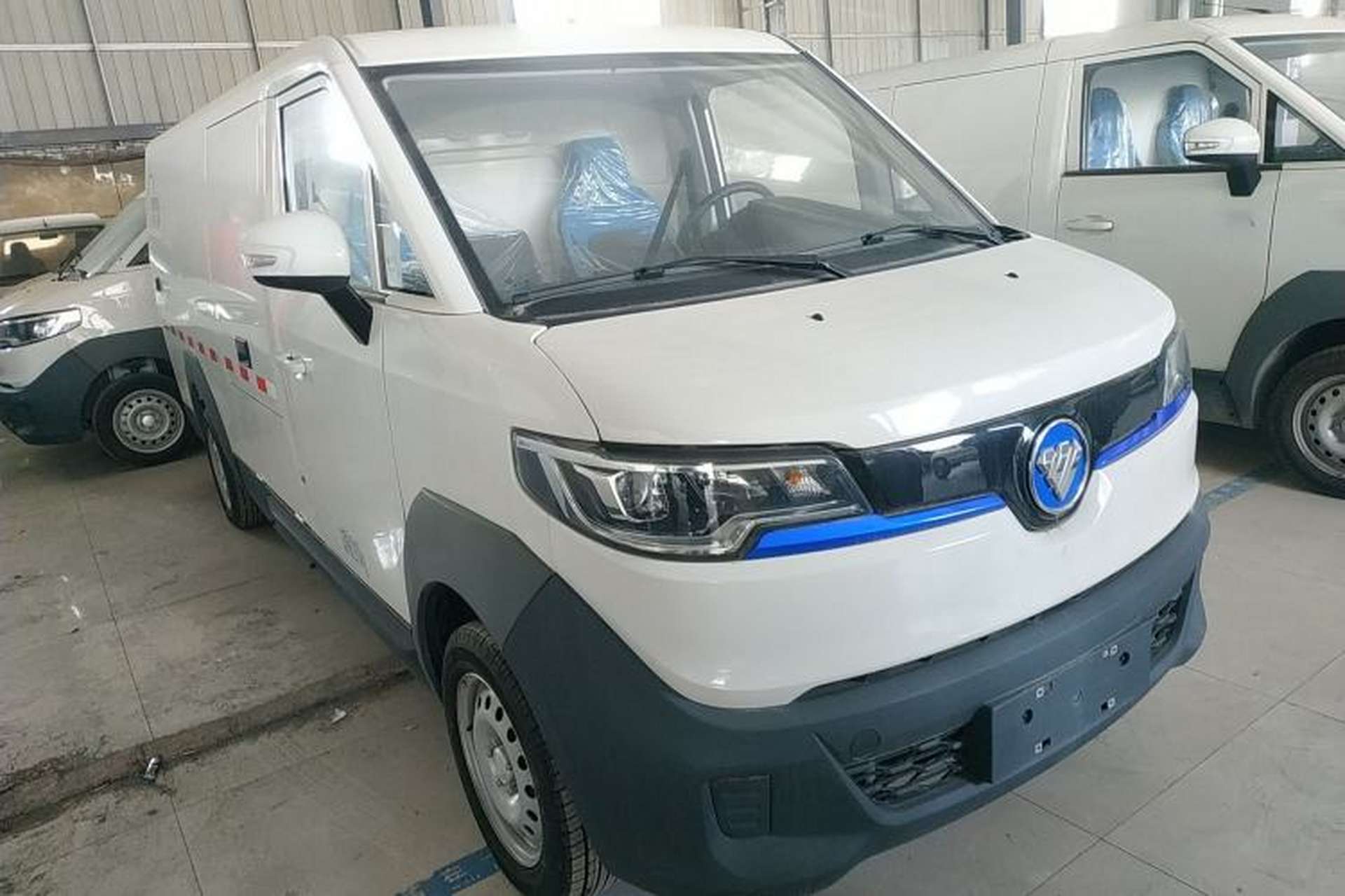 Used Foton Intelligent Blue Elf E7 2024 Facelifted All-Electric Van Flat Roof 2 Seats Evey Lithium Energy 41.86 kWh Exterior 2