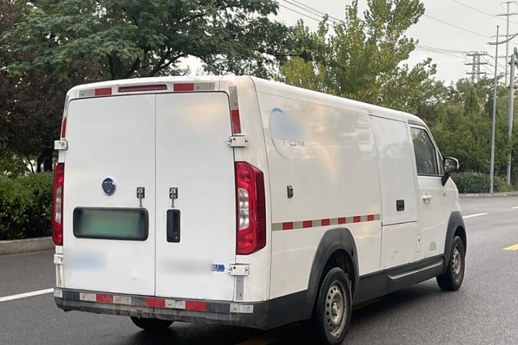 Used Foton Intelligent Blue Elf E7 2024 All-Electric Van Flat Roof 2 Seats EVE Energy 41.86 kWh Exterior 5