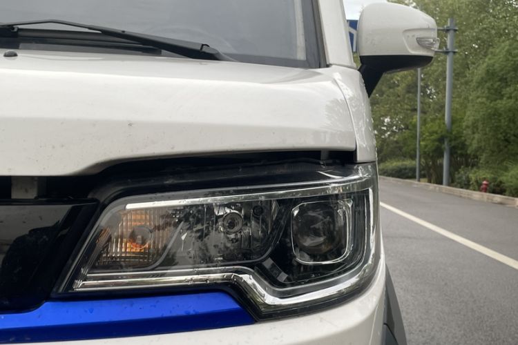 Used Foton Intelligent Blue Elf E7 2024 All-Electric Van Flat Roof 2 Seats EVE Energy 41.86 kWh Exterior 8