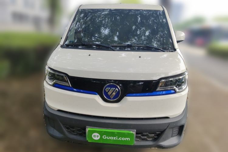 Used Foton Intelligent Blue Elf E7 2024 All-Electric Van Flat Roof 2 Seats CATL 46.36 kWh Front
