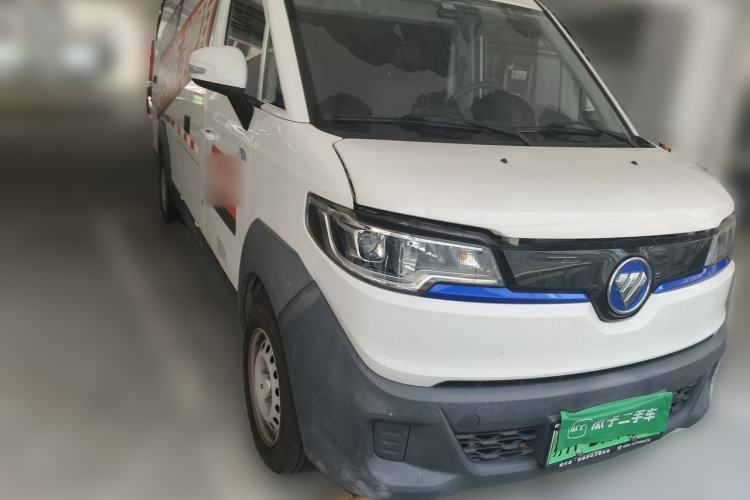 Used Foton Intelligent Blue Elf E7 2024 All-Electric Van Flat Roof 2 Seats CATL 46.36 kWh Front