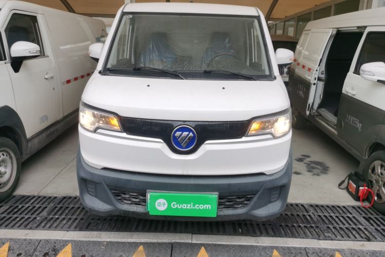 Used Foton Intelligent Blue Elf E7 2024 All-Electric Van Flat Roof 2 Seats EVE Energy 41.86 kWh Front