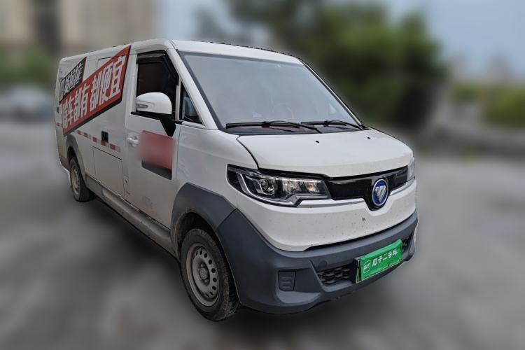 Used Foton Intelligent Blue Elf E7 2024 All-Electric Van Flat Roof 2 Seats EVE Energy 46.36 kWh Front Right 45 Deg