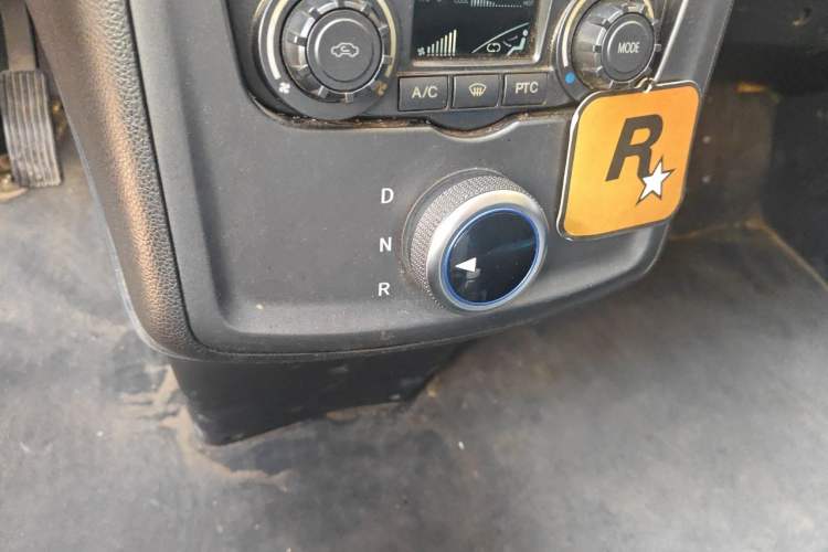 Used Foton Intelligent Blue Elf E7 2024 All-Electric Van Flat Roof 2 Seats CATL 46.36 kWh Gear Lever