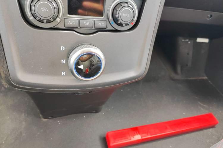 Used Foton Intelligent Blue Elf E7 2024 Facelifted All-Electric Van Flat Roof 2 Seats CATL 46.36 kWh Gear Lever