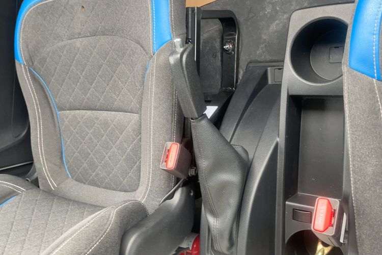 Used Foton Intelligent Blue Elf E7 2024 All-Electric Van Flat Roof 2 Seats EVE Energy 41.86 kWh Gear Lever