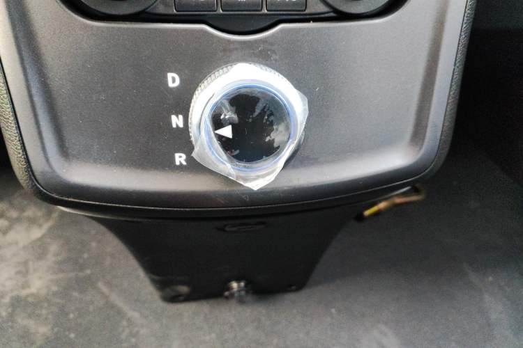 Used Foton Intelligent Blue Elf E7 2024 Facelifted All-Electric Van Flat Roof 2 Seats Evey Lithium Energy 41.86 kWh Gear Lever