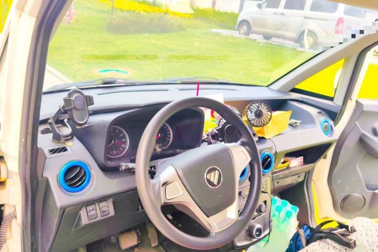 Used Foton Intelligent Blue Elf E7 2024 Facelifted All-Electric Van Flat Roof 2 Seats Evey Lithium Energy 41.86 kWh Interior 2