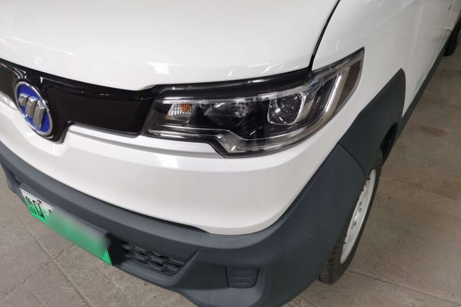 Used Foton Intelligent Blue Elf E7 2024 All-Electric Van Flat Roof 2 Seats EVE Energy 41.86 kWh Left Front Headlight