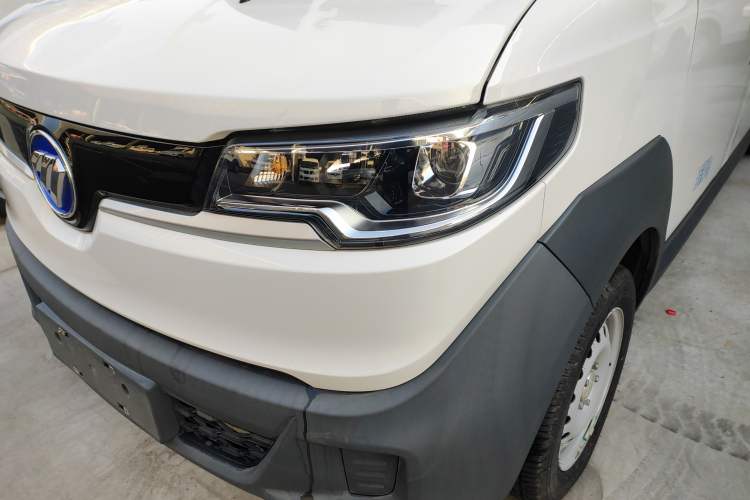 Used Foton Intelligent Blue Elf E7 2024 Facelifted All-Electric Van Flat Roof 2 Seats Evey Lithium Energy 41.86 kWh Left Front Headlight