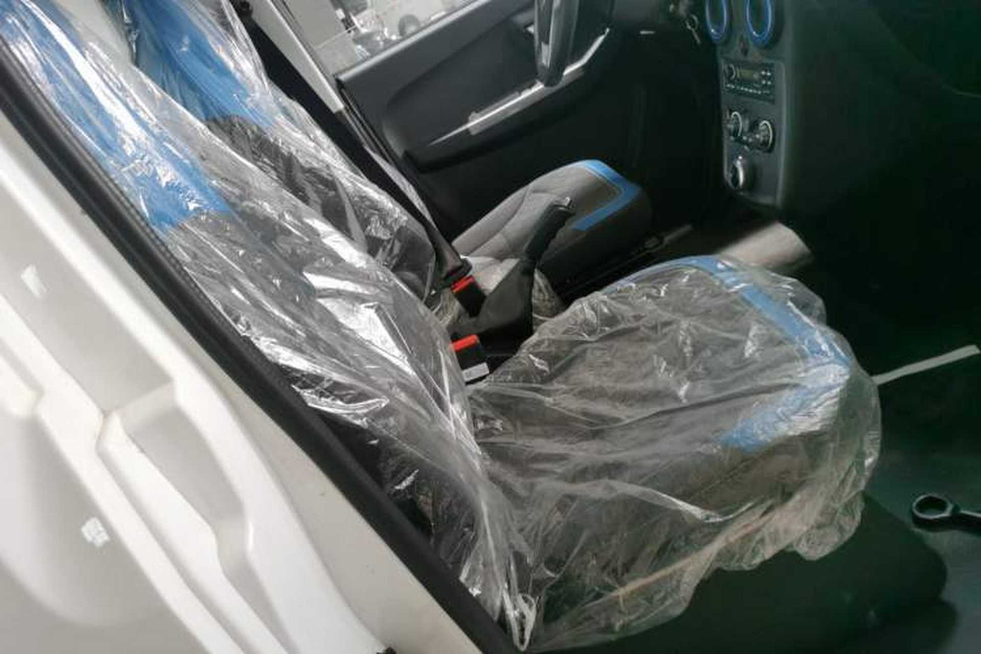 Used Foton Intelligent Blue Elf E7 2024 All-Electric Van Flat Roof 2 Seats CATL 46.36 kWh Right Front Seat