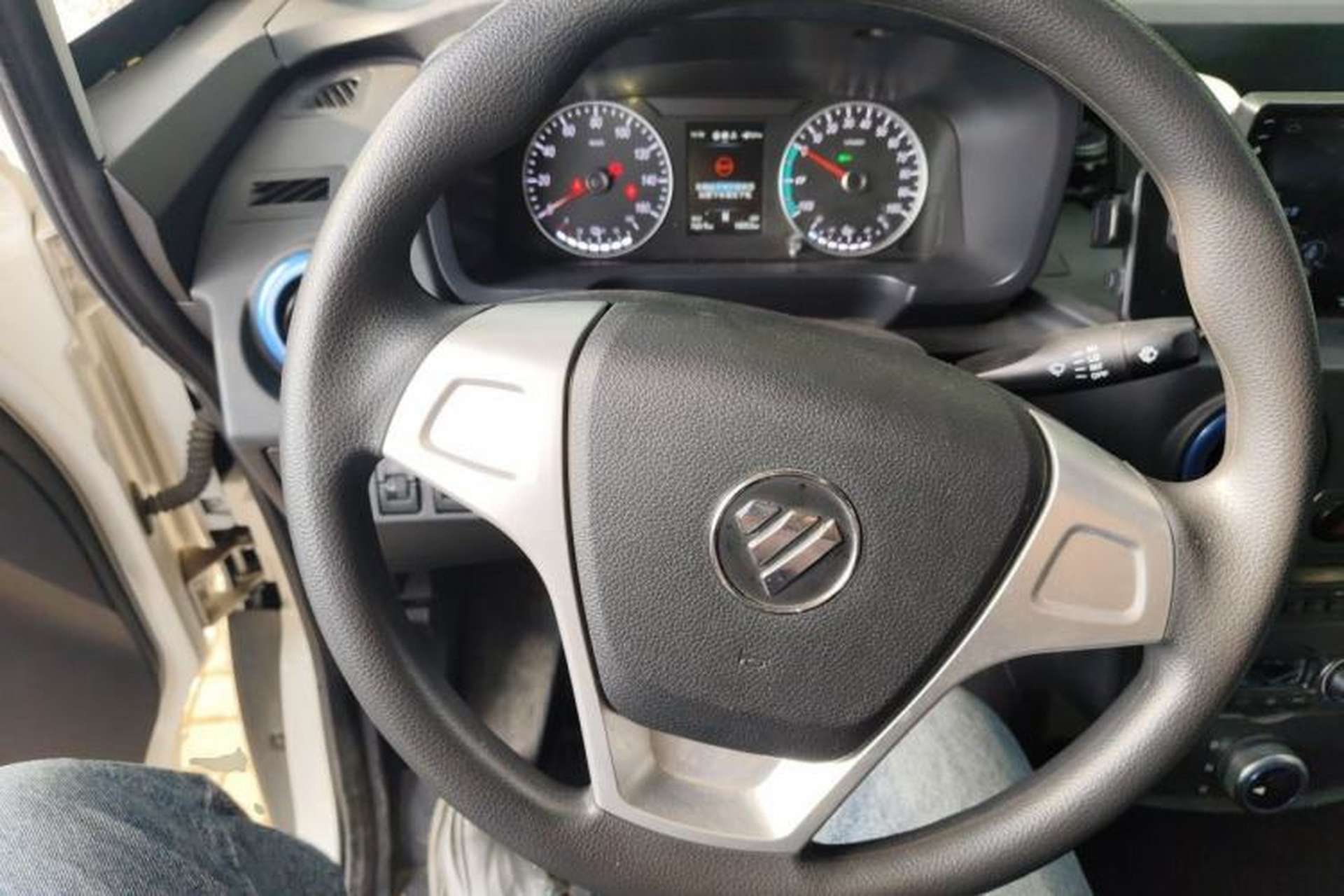 Used Foton Intelligent Blue Elf E7 2024 All-Electric Van Flat Roof 2 Seats CATL 46.36 kWh Steering Wheel