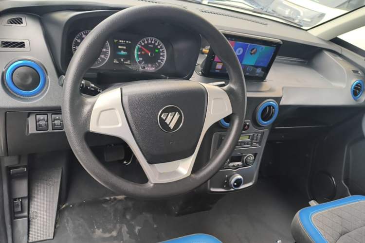 Used Foton Intelligent Blue Elf E7 2024 All-Electric Van Flat Roof 2 Seats CATL 46.36 kWh Steering Wheel