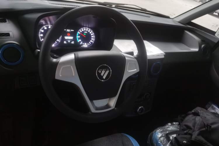 Used Foton Intelligent Blue Elf E7 2024 All-Electric Van Flat Roof 2 Seats EVE Energy 41.86 kWh Steering Wheel
