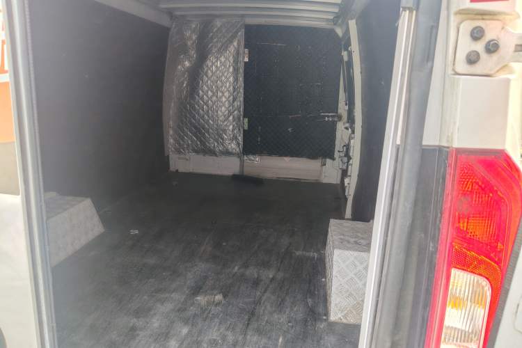 Used Foton Intelligent Blue Elf E7 2024 All-Electric Van Flat Roof 2 Seats EVE Energy 41.86 kWh Trunk