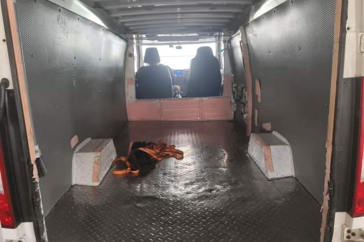 Used Foton Intelligent Blue Elf E7 2024 All-Electric Van Flat Roof 2 Seats CATL 46.36 kWh Trunk