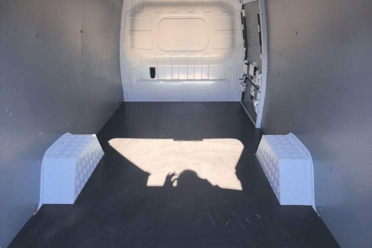 Used Foton Intelligent Blue Elf E7 2024 Facelifted All-Electric Van Flat Roof 2 Seats Evey Lithium Energy 41.86 kWh Trunk
