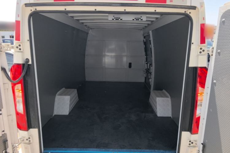 Used Foton Intelligent Blue Elf E7 2024 Facelifted All-Electric Van Flat Roof 2 Seats CATL 38.64 kWh Trunk