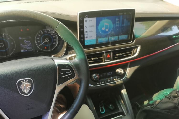 Used Foton Jiatu GT 2018 1.4T Manual Smart Connect Version Center Console